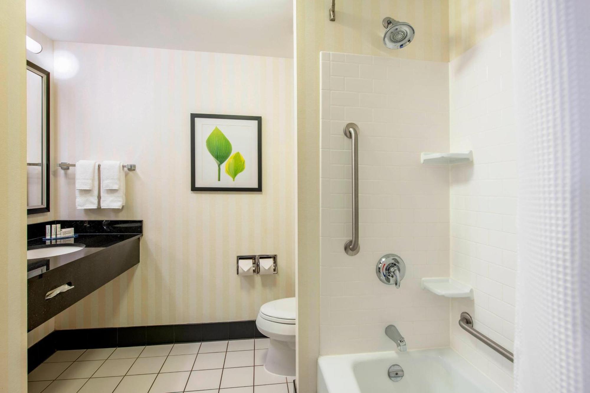 Fairfield & By Marriott Hotel 3*