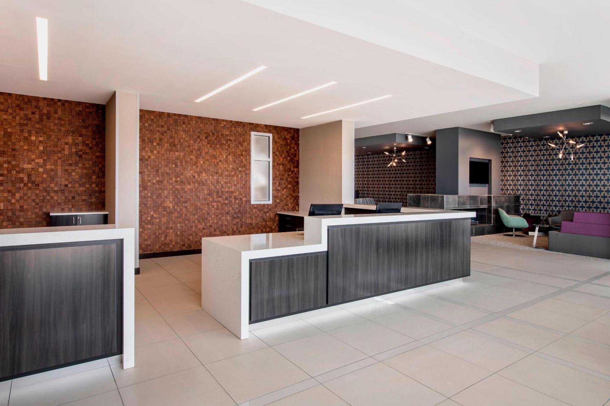 Fairfield & By Marriott Winnipeg