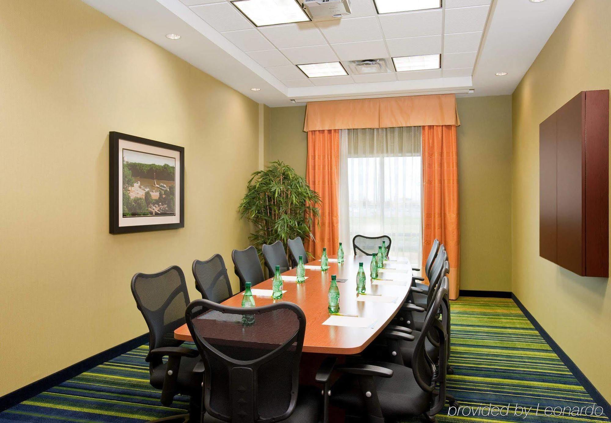 Fairfield & By Marriott Hotel Winnipeg