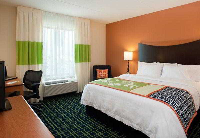 Hotel Fairfield & By Marriott 3*